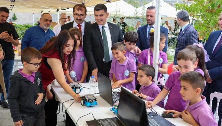 Artvin’de TÜBİTAK 4007 Bilim Şenliği başladı… Çocuklar doğal afetlere bilimle hazırlanıyor