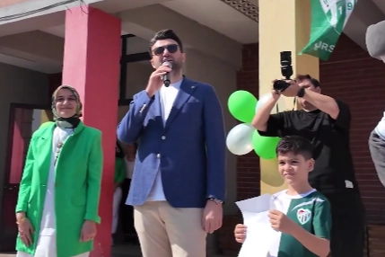 Bursaspor Başkanı Enes Çelik genç liderin vaadini gerçekleştirdi