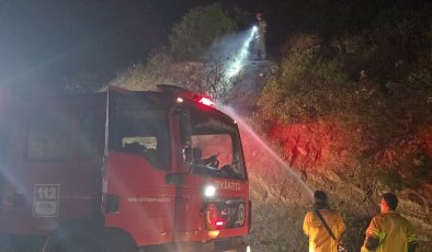 Kumyaka’da yangın! Yerleşim alanına ulaşmadan kontrole alındı!