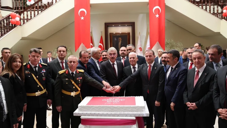 Bursa’da Cumhuriyet Bayramı coşkusu