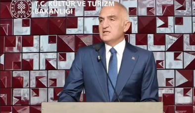 Bakan Ersoy’dan sinemaseverlere müjde