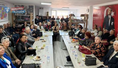 CHP Mudanya öğretmenleri ağırladı