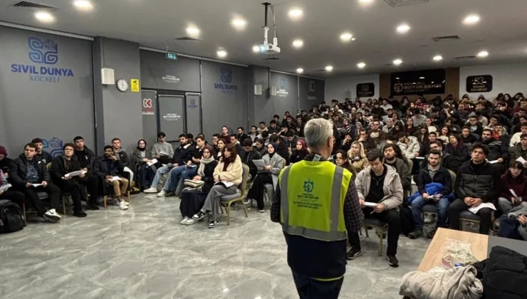 Kocaeli’de TEKNOFEST öğrencilerine ilk yardım eğitimi