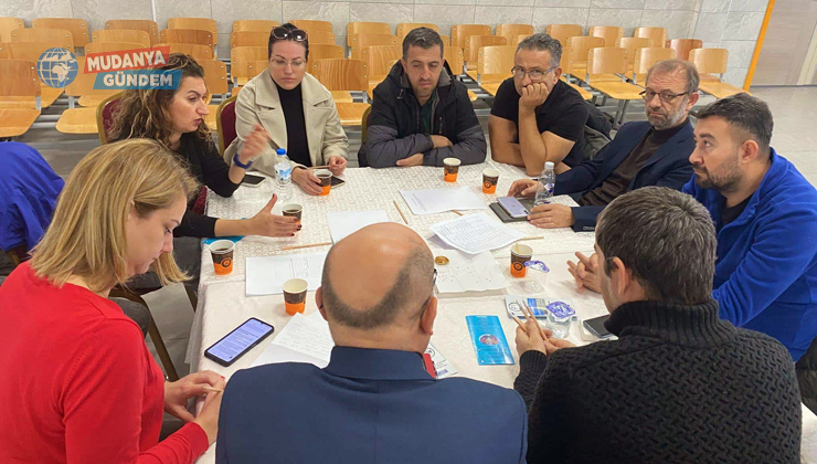 Güzelyalı Anadolu Lisesi’nde psikososyal krizlere müdahale eğitimi