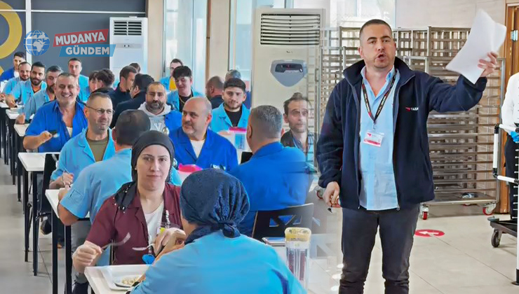 Yazaki işçilerinden Mudanya’da MESS’e karşı çatal kaşıklı protesto!