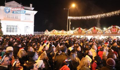 Mudanya 2026 yılını Mütareke Meydanı’nda karşıladı