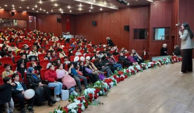 Öğrenci ve velilere akran zorbalığı bilinçlenmesi