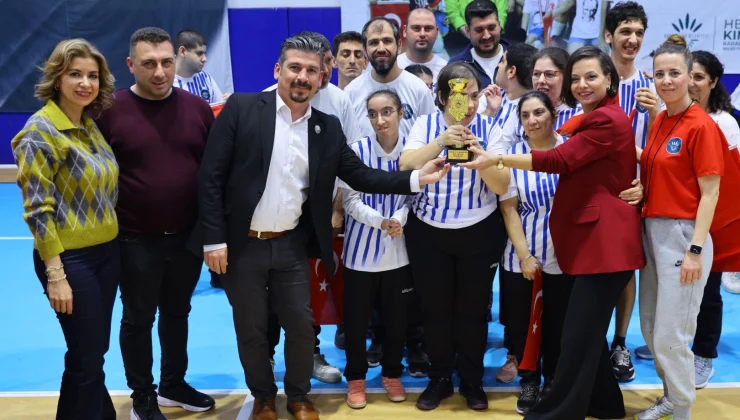 İzmir Karabağlar’da sömestr şenliği bayram havasında geçti