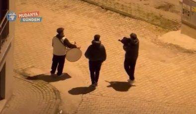 Mudanya’da sahurda davula tulum eşlik etti!