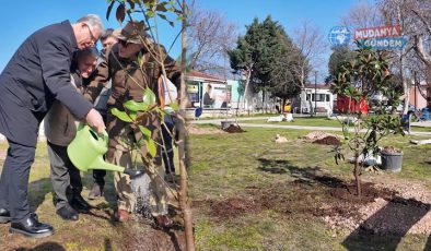 Güzelyalı’da doğa dostu Emin Amca’dan ‘geleceğe nefes’