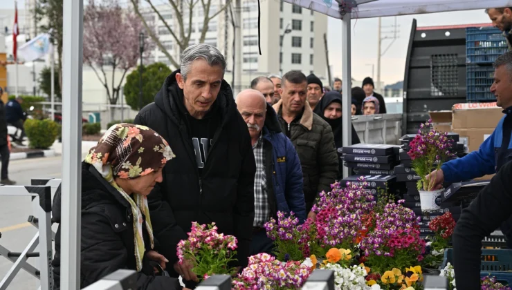 Manisa Büyükşehir’den mezarlık ziyaretleri