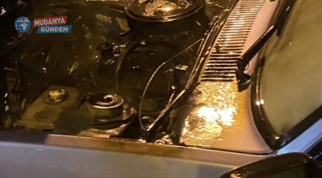 Mudanya yolunda seyir halindeki araç alev aldı