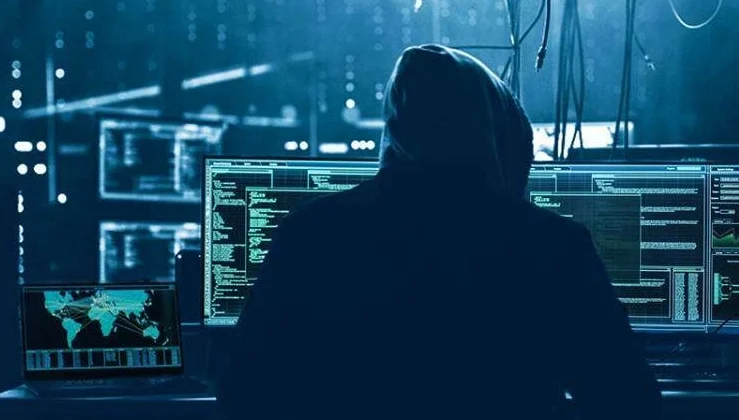 Sivas’ta ‘okullara saldırı’ iddiası paylaşan öğrenciye gözaltı!