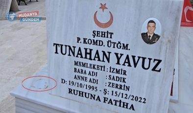 Mudanya’da şehit ailesinin bıraktığı minyatür heykel çalındı