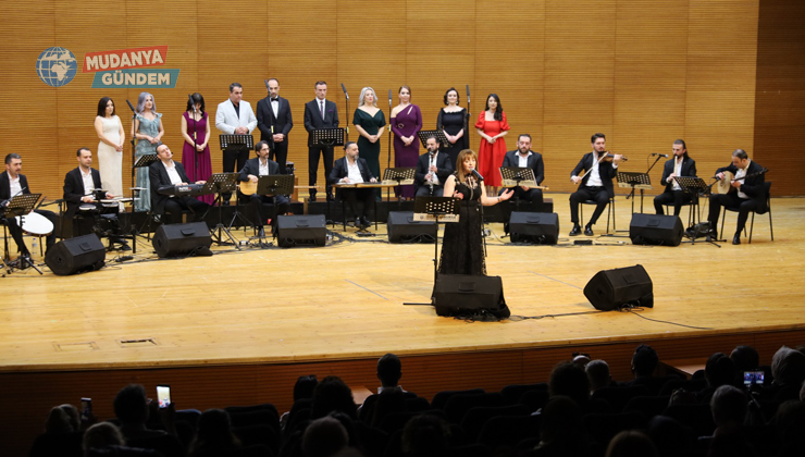 Bursa’da sanatseverlere şarkı ve türkülerle müzik ziyafeti