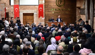 Efkan Ala Birlik Vakfı’nda gençlerle buluştu