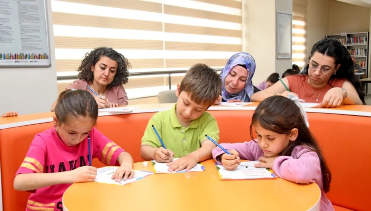 “Hayatımın İlk Kütüphanesi Annem” anne ve çocukların gönüllerine dokundu