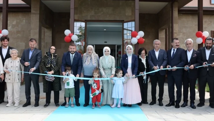 Bakan Göktaş, Darülaceze’de kreş açılışına katıldı