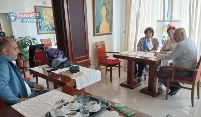 “Hatırlamak Haktır” projesi Nea Moudania’da yeni iş birlikleri doğurdu
