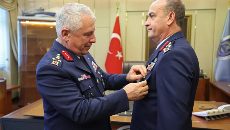 Hava Kuvvetleri Komutanlığı’nda görev değişimi