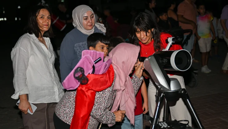 İzmir Bornova’da yıldızlar geçidi