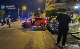 Mudanya’da iki otomobil çarpıştı: 4 yaralı