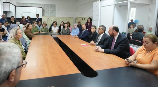 Bakan Tekin’dan Yalova’da okul ziyareti