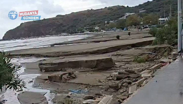 Mudanya Eşkel sahilinde sağanak sonrası su baskını