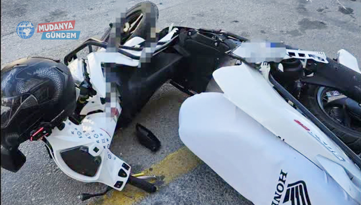 Mudanya’da otomobil ile motosiklet çarpıştı