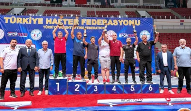 Konya Karataylı haltercilerden çifte başarı
