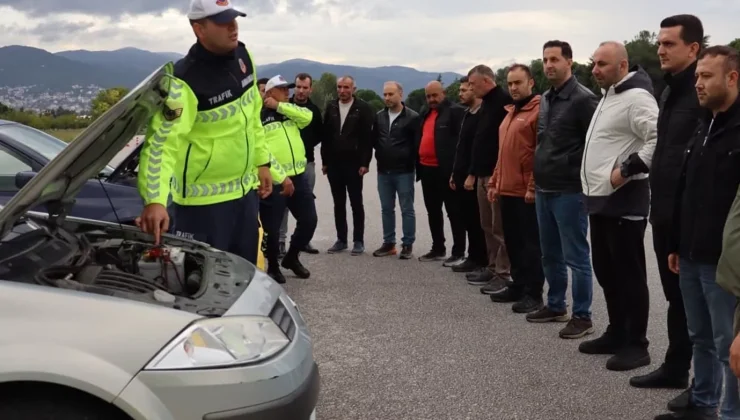 Bursa Jandarma Trafik’ten şoförlere güvenli sürüş eğitimi