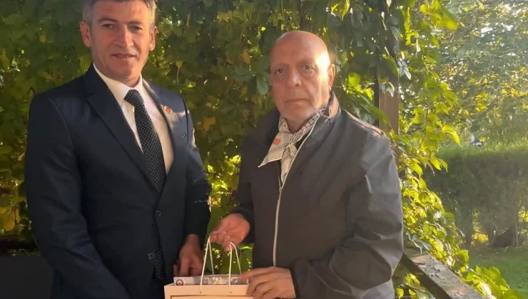 HAK-İŞ Mardin Şube İl Başkanı Adıbelli, işçilerin taleplerini Genel Başkan Arslan’a iletti