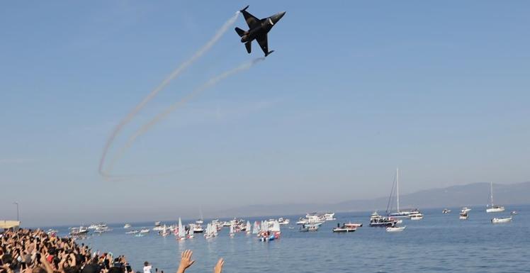 SoloTürk Mudanya’da büyüledi