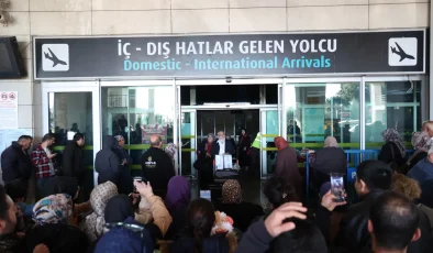 Vefa umresinde üçüncü kafile Konya’ya döndü