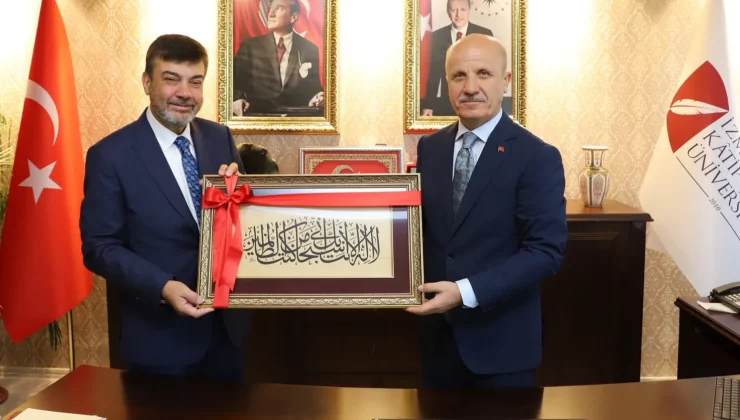 YÖK Başkanı Prof. Dr. Özvar’dan İzmir Kâtip Çelebi’ye ziyaret